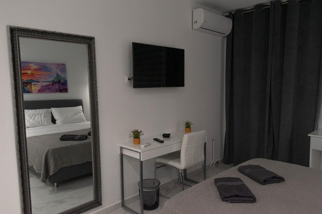 Athens Apartment At The Museum Bagian luar foto
